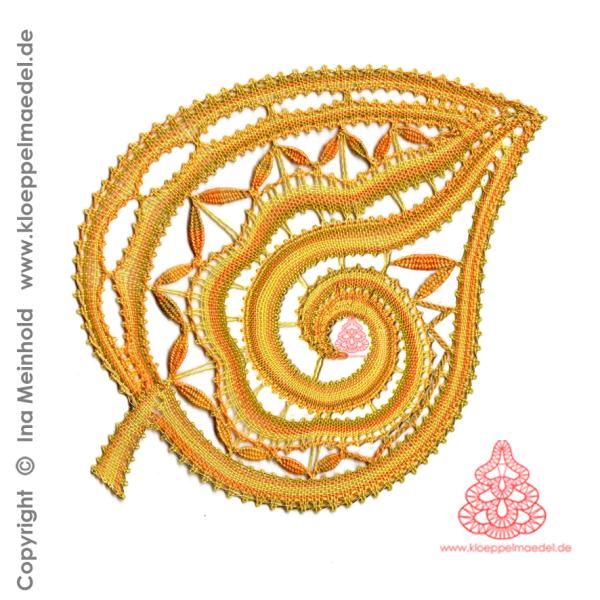 482 Klöppelbrief Deckchen Blatt "Pagelia"